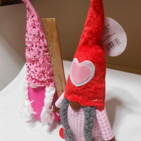 2 NEW Valentine's Day Decorative weighted Gnomes pink & red w/ braids 15" ππ - Picture 4 of 9